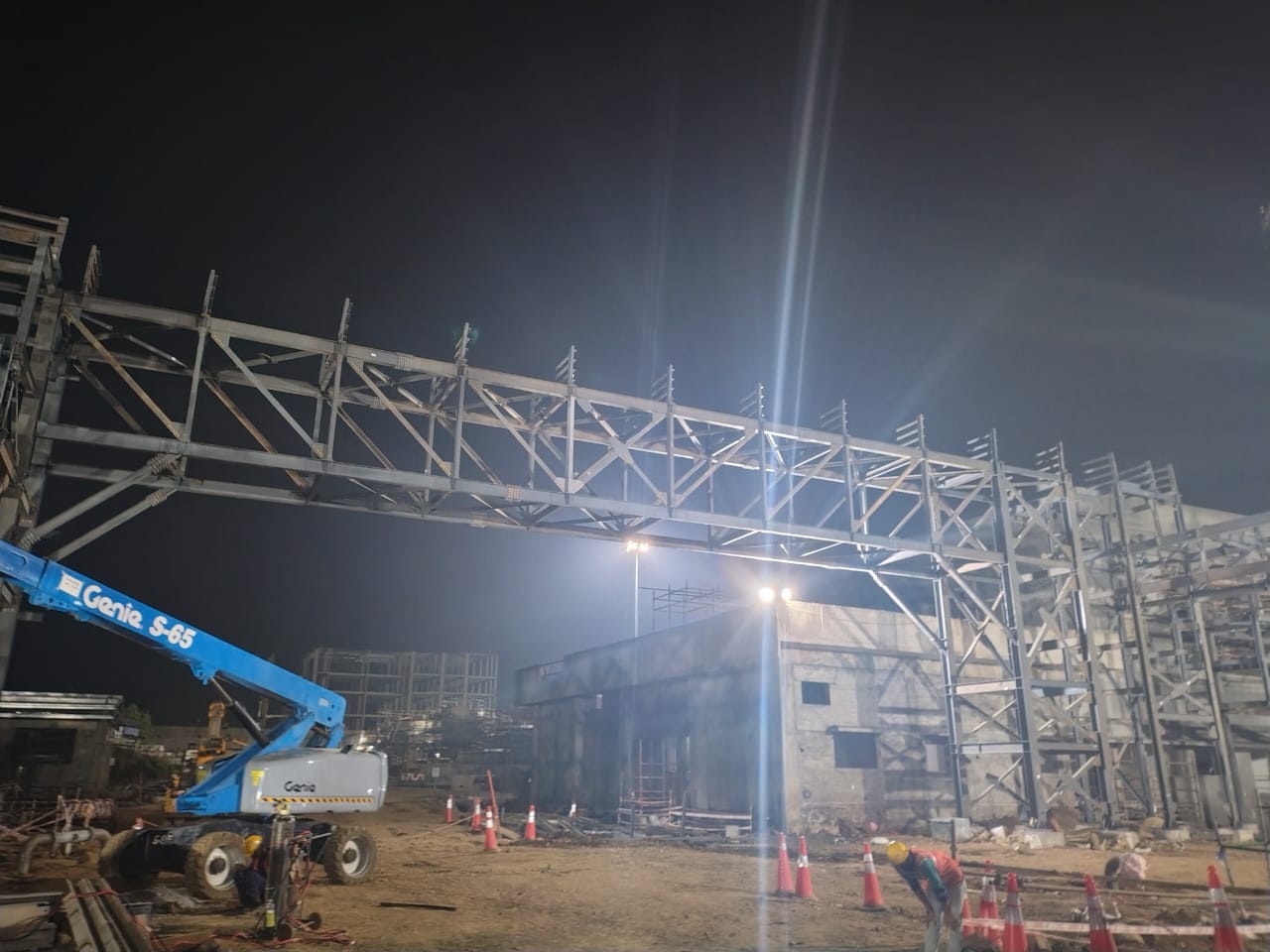 Heavy Structure Erection